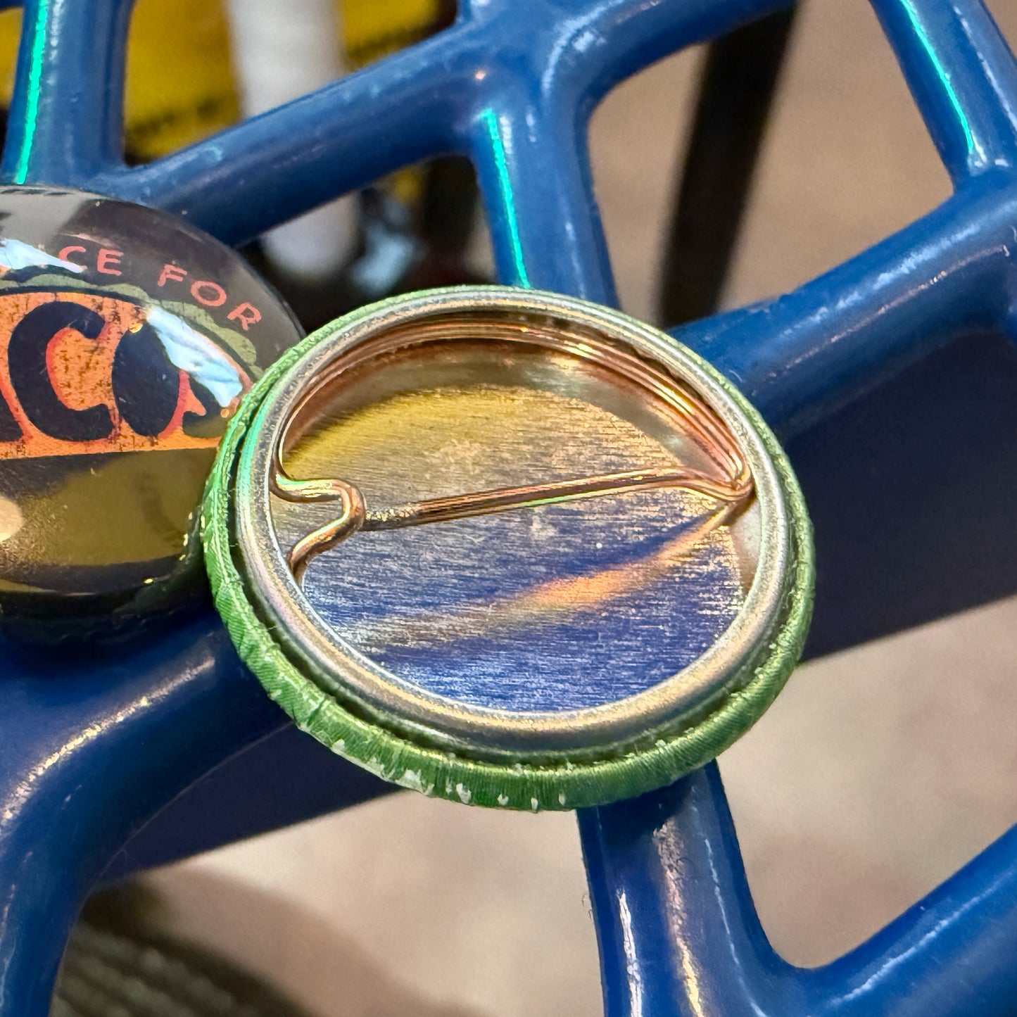 アメリカ製カスタム缶バッジ・1インチ(約25mm)