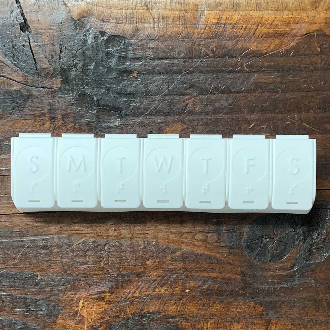 Pill Cases / Pill Boxes / Quick Care 7 Day Medical Minder 3559