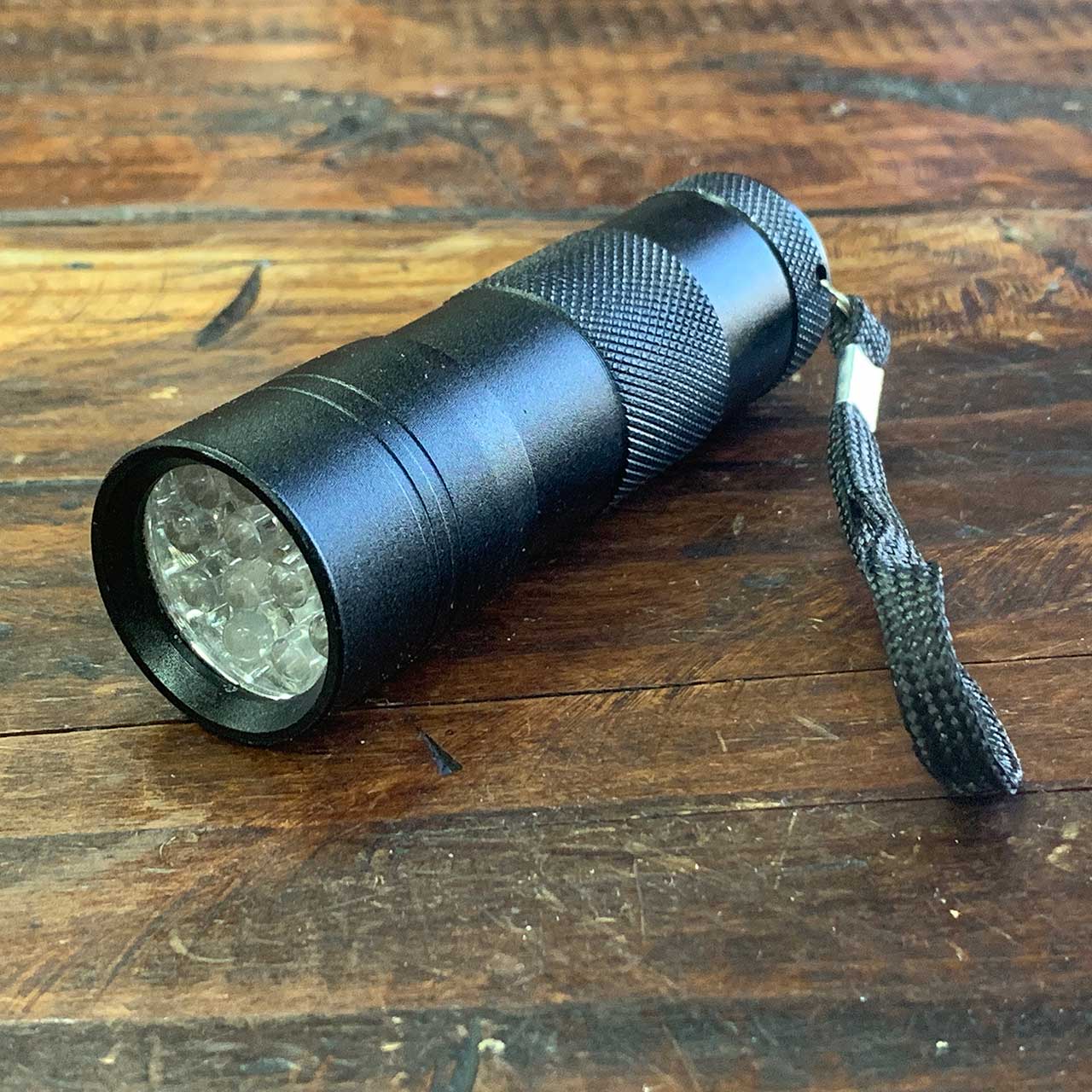 UV 12 LED Black Flashlight SUC1302