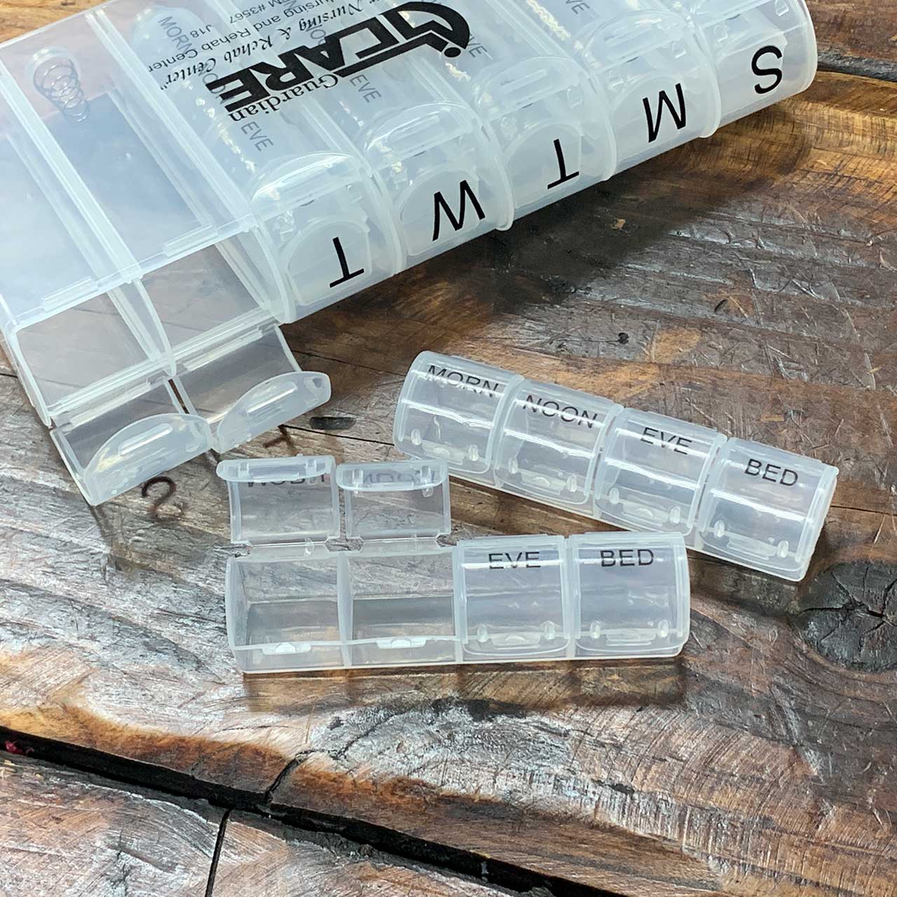 Pill Case / Pill Box / 28 Compartment Medical Minder 3567