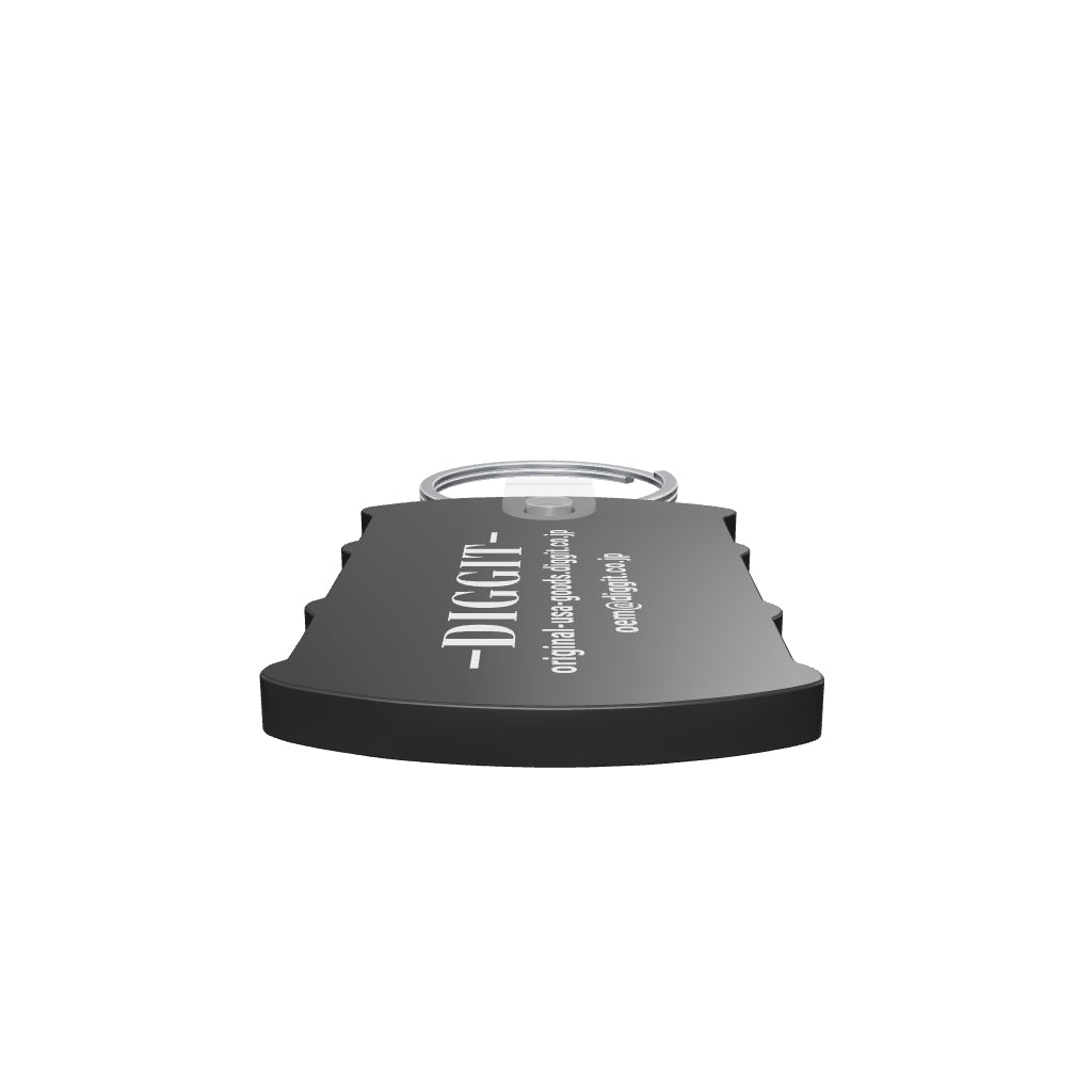 Quikey 6305 ブラックの3D/AR参考モデル。本体（留具を除く）の公称寸法34.925×53.975mm、掲載厚さ3.81mm。現行公式カタログ・同品番テンプレート外形と写真を参考に再現。穴・留具・縁・色味の細部は推定です。 支給水平DIGGITロゴ・WEB・メールを表面に90度回転して追加（連絡先8pt、URL一行、裏面無地）。文字輪郭のみで背景画像なし。